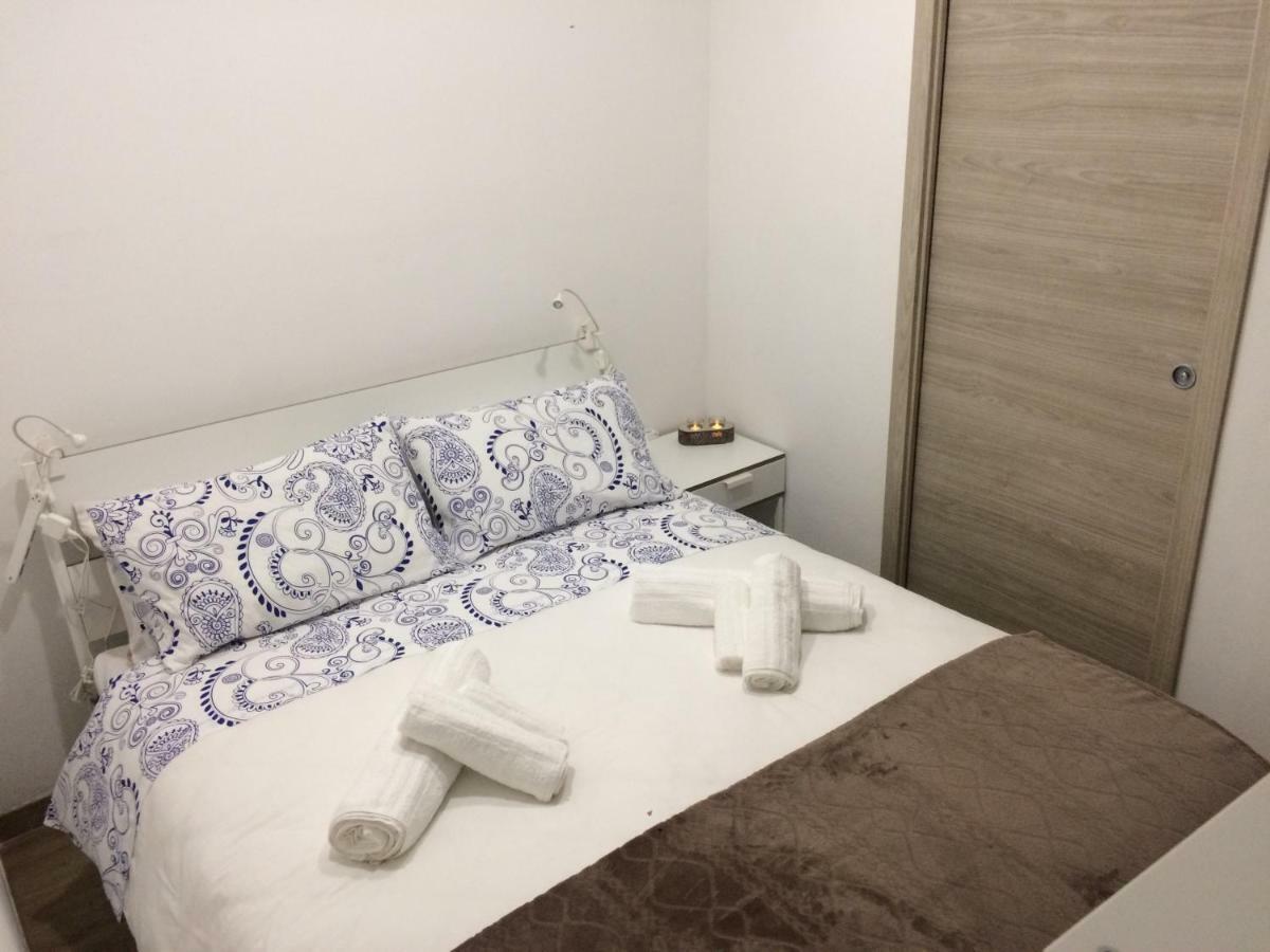 Al Centro Di Cagliari Appartement Buitenkant foto